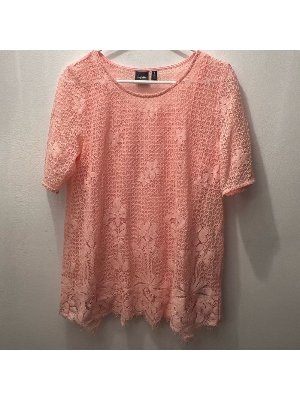 Rafaella lace overlay top with yank top undershirt. Size M.